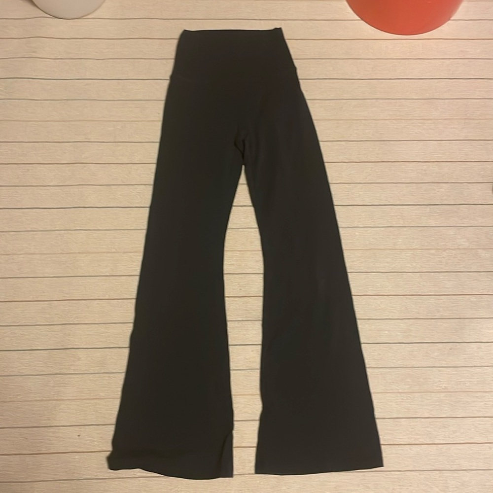 Offline by Aerie Original High Rise Flare Leggings Short Inseam/ Size XS